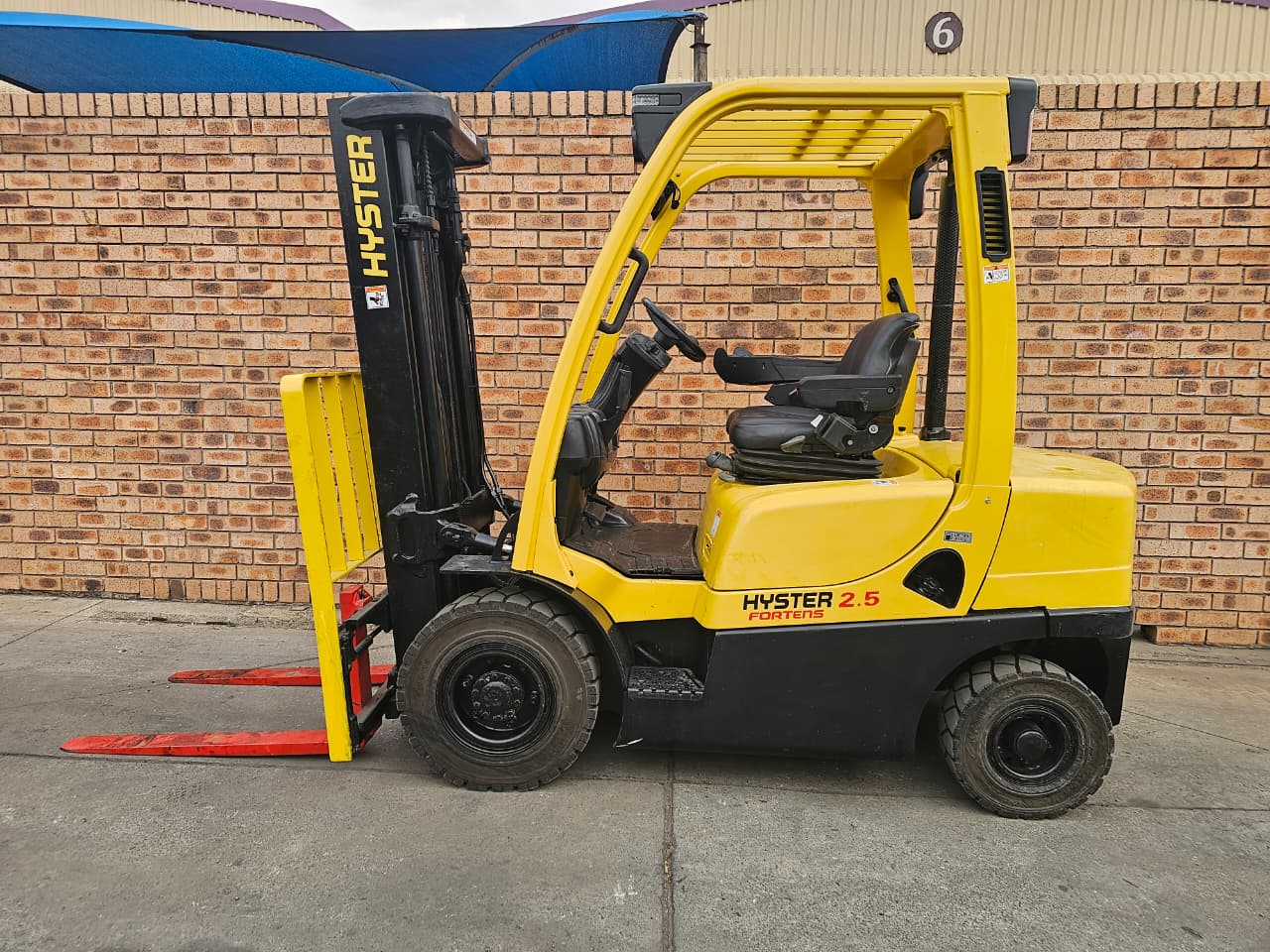 Forklift 2